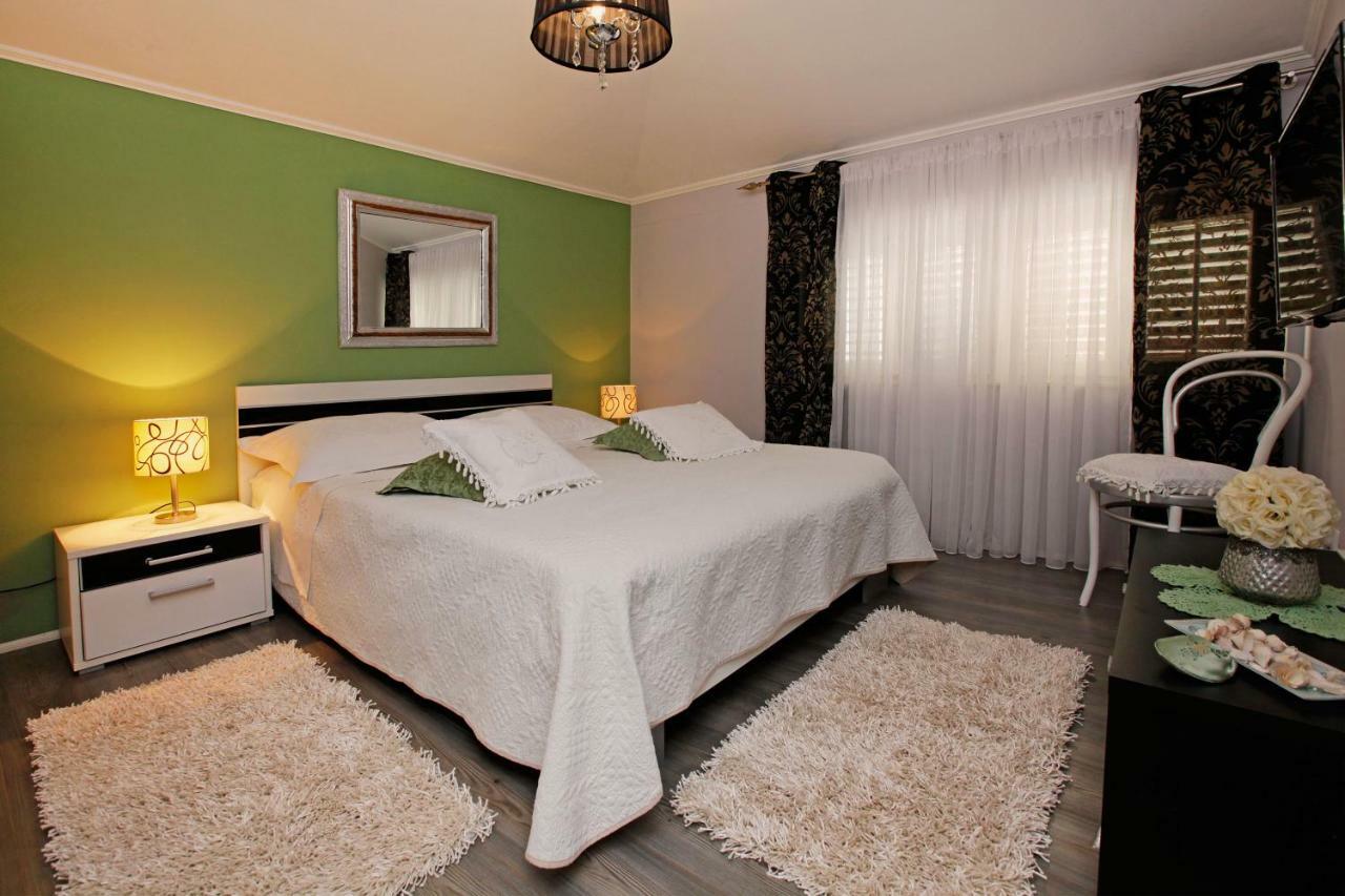 Apartment Ambroz *